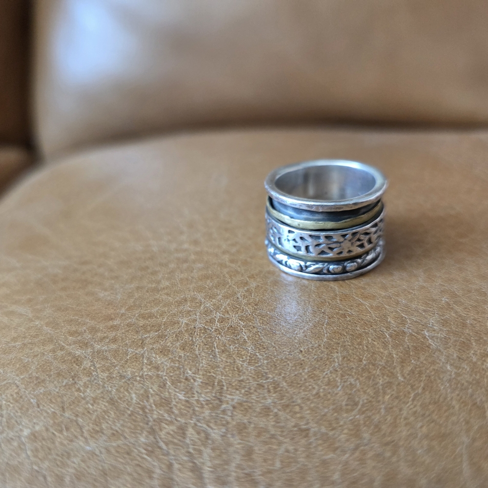 Silpada Silver And Brass Spinner Band Ring